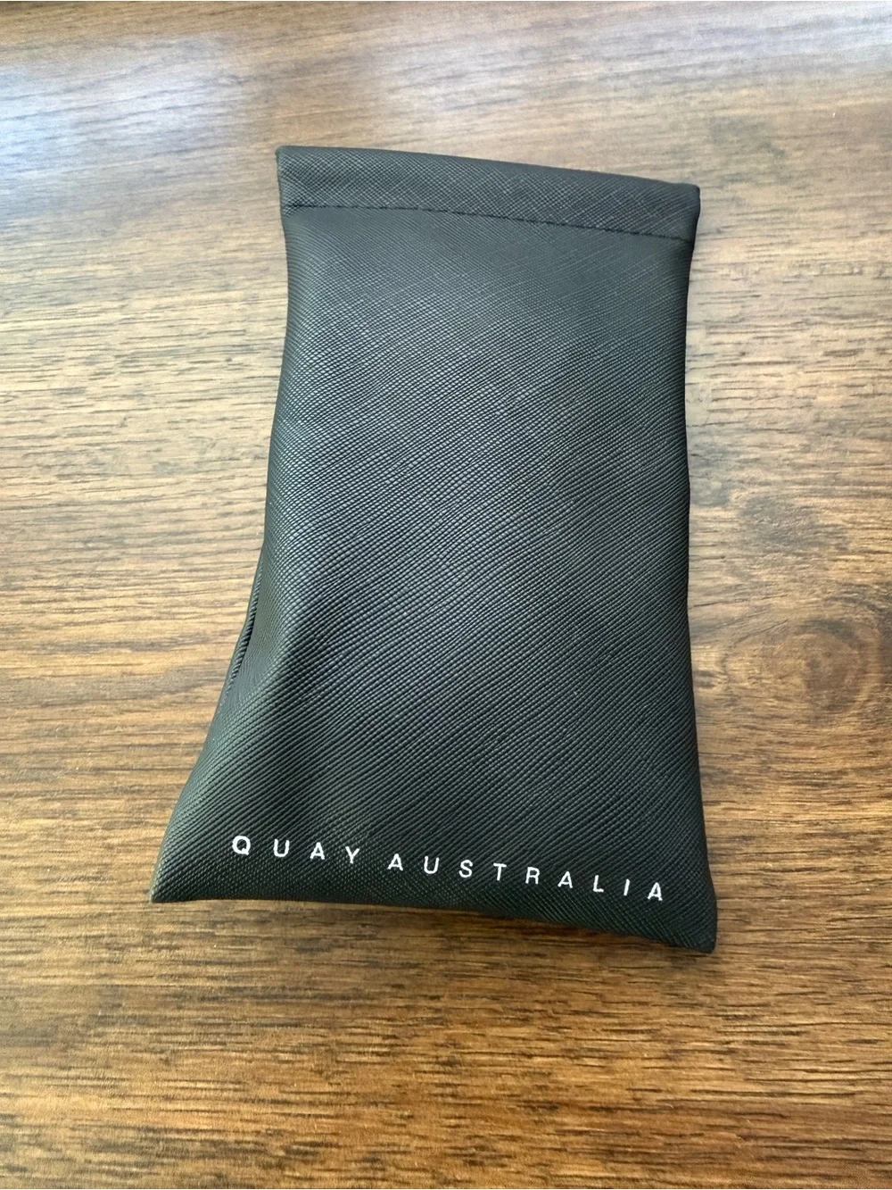 QUAY Needing Fame Sunglasses